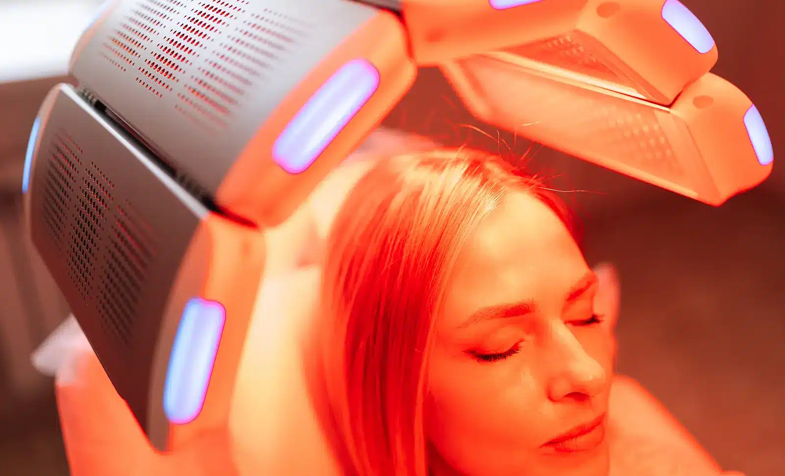 A women having LED red light therapy